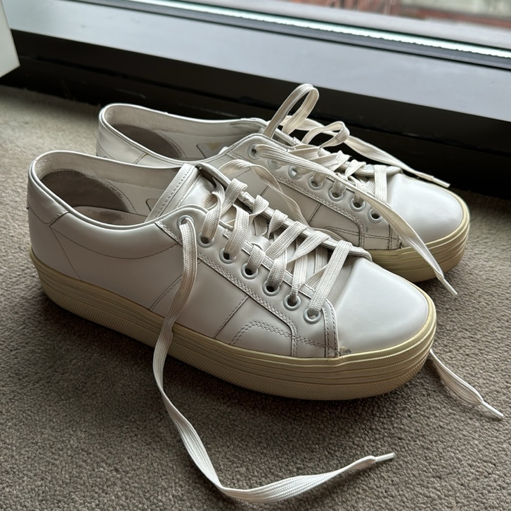Saint Laurent Off-White Leather Low-Top Platform Court Classic Sneakers